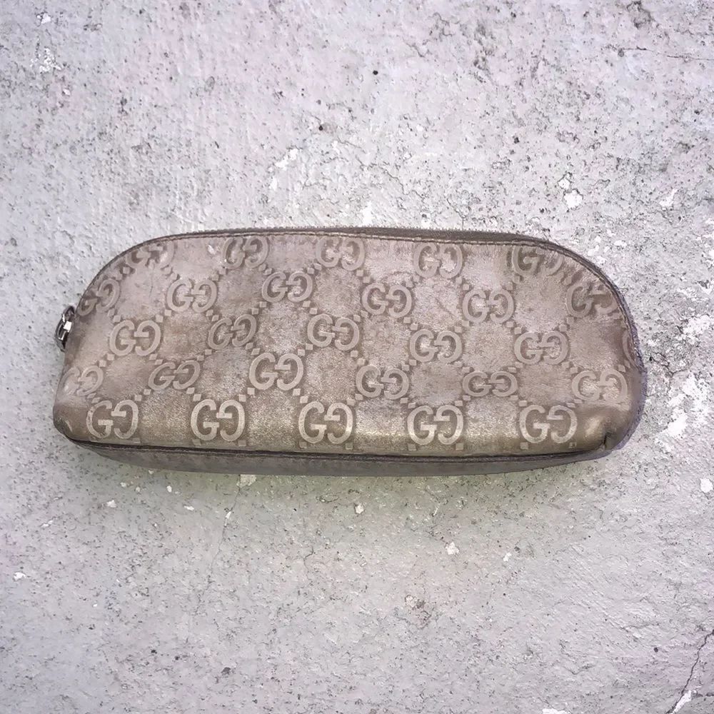 Gucci  pencil/make up case